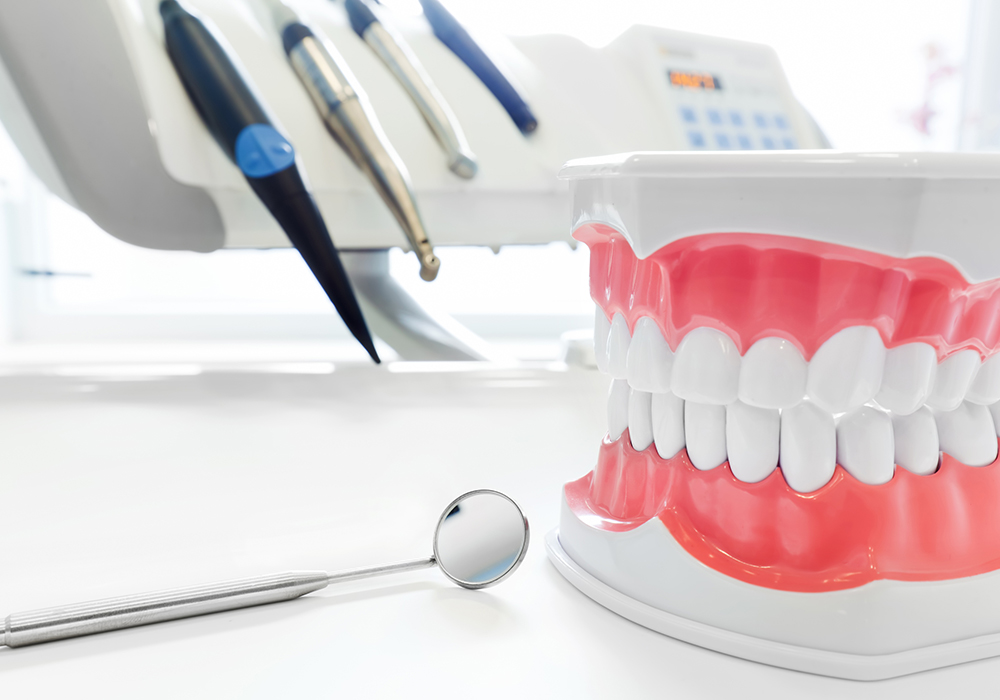 Плюсы и минусы отбеливания зубов ультразвуком